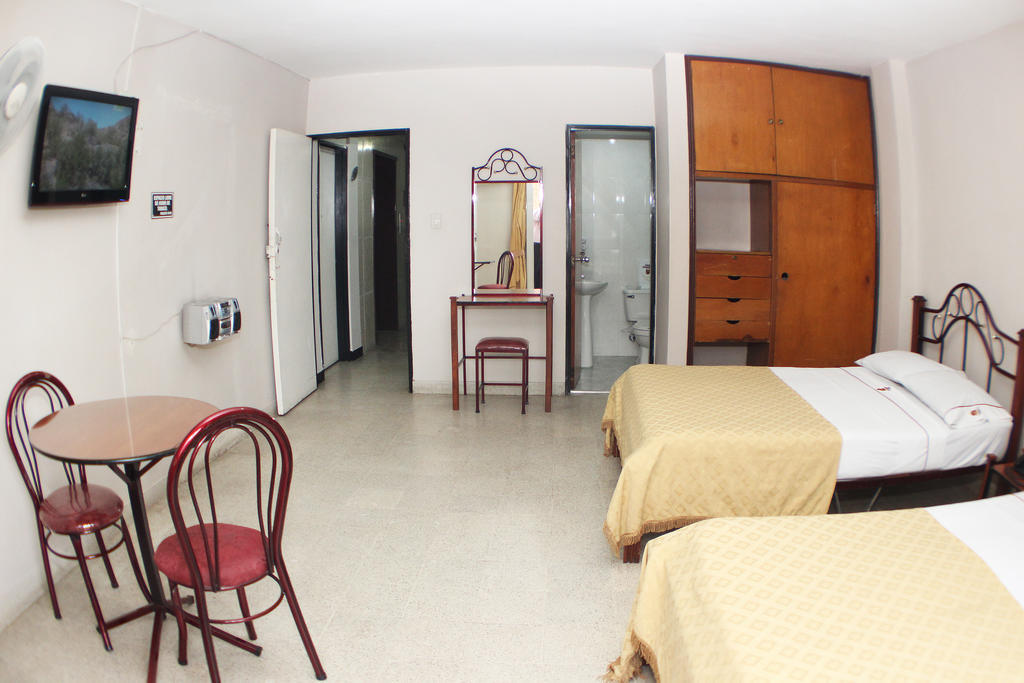 Hotel Normandia Medellín Pokoj fotografie